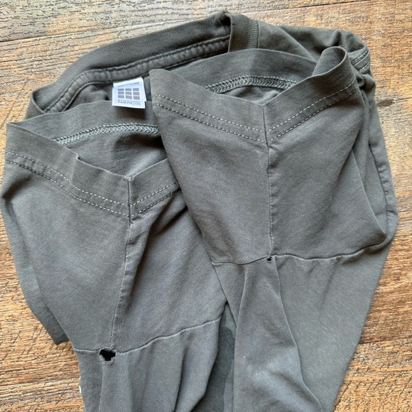 VTG Y2K Womens Small Gray U2 "VERTIGO 05" Tour Concert Distressed Tee - Picture 6 of 10